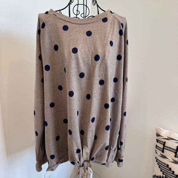 Perch by Blu Pepper Polka Dot Tie Front Long Sleeve Cozy Soft Top NEW Plus 1XL - Picture 1 of 9